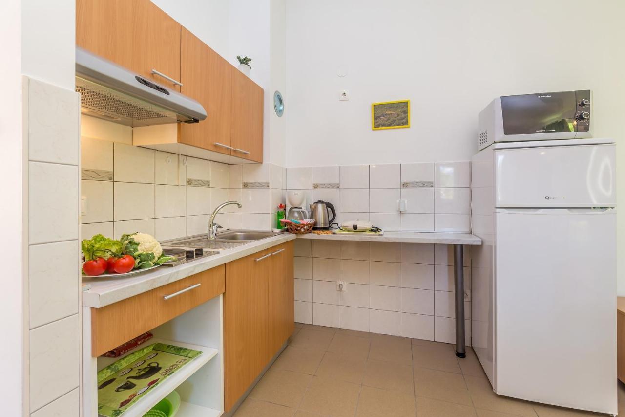 Apartments Mirica 2 Baska  Bagian luar foto