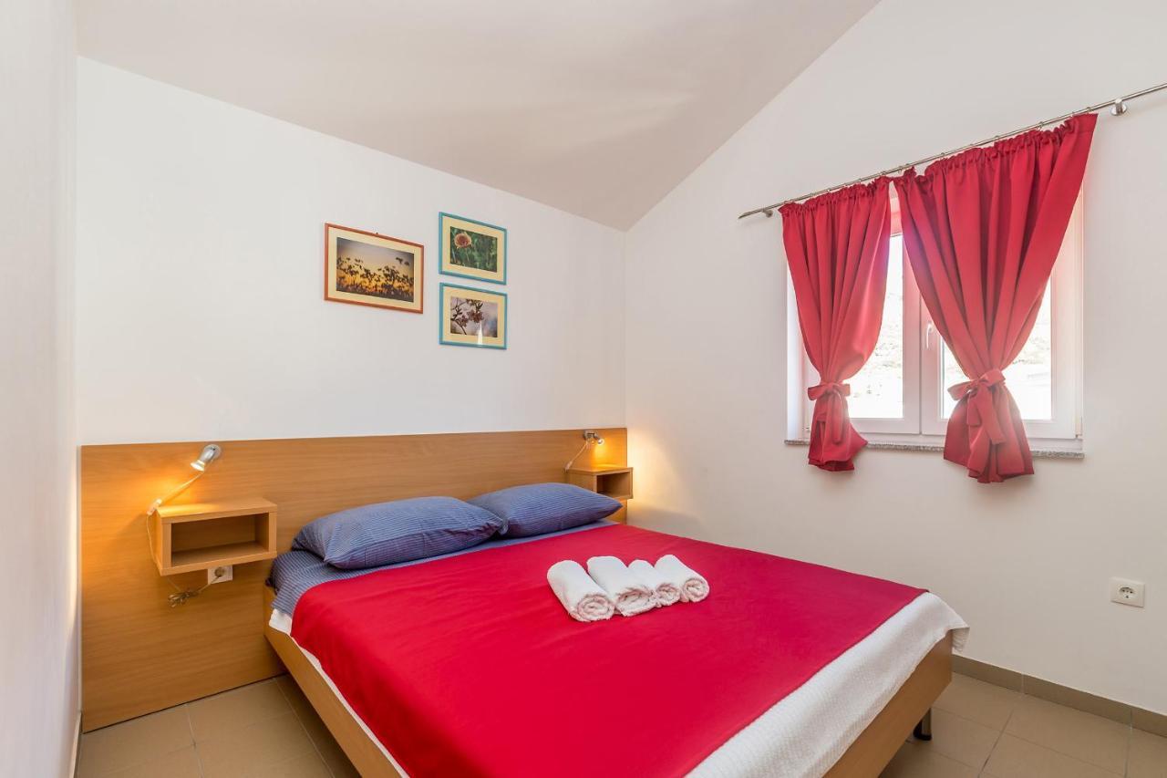 Apartments Mirica 2 Baska  Bagian luar foto